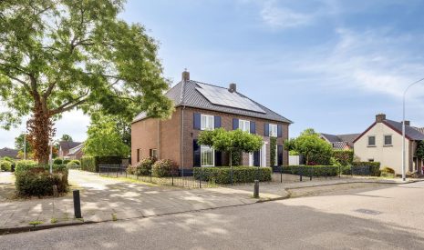 Te koop: Foto Woonhuis aan de Molenstraat 42 in Boven-Leeuwen