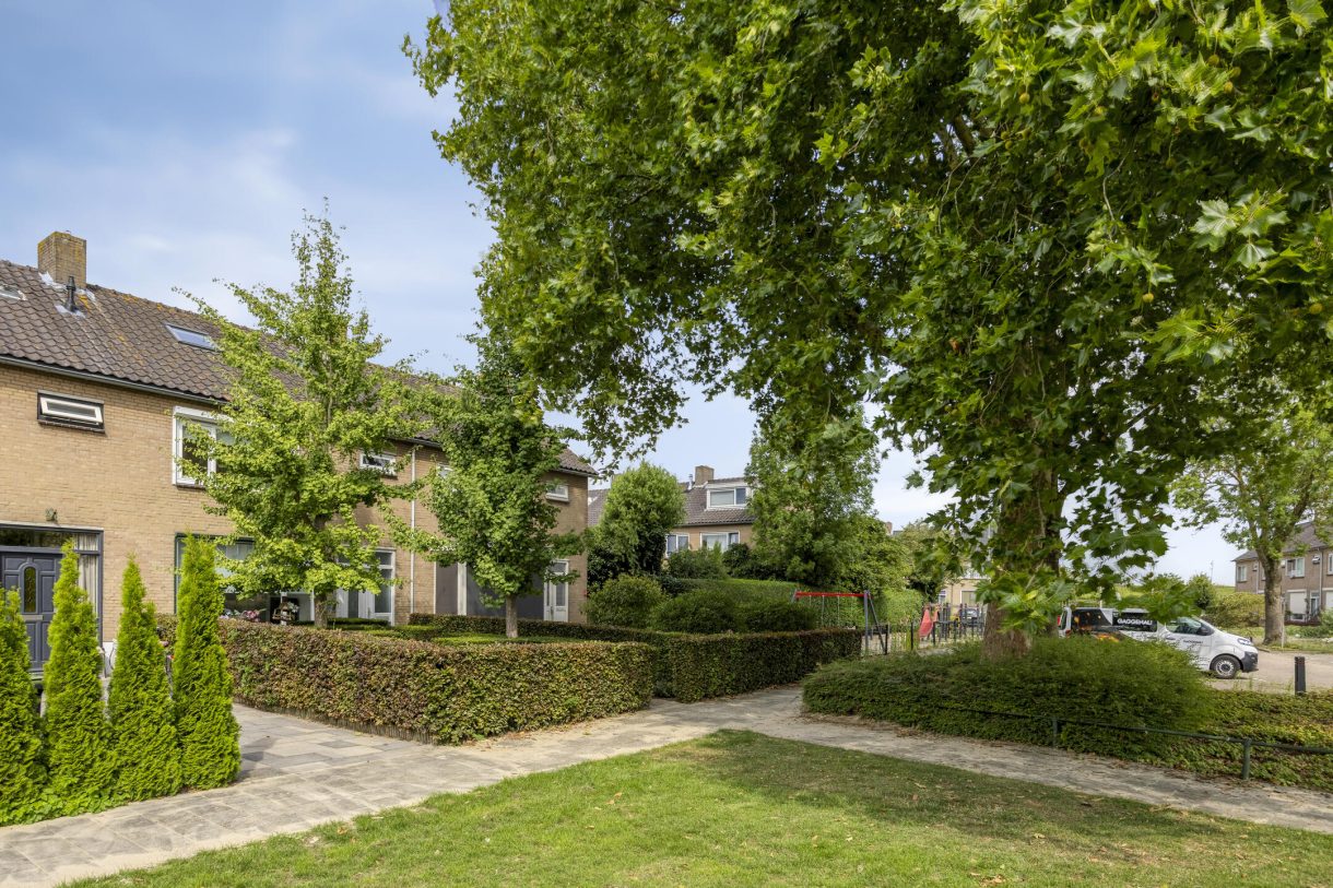 Te koop: Foto Woonhuis aan de Kloosterhof 4 in Deest