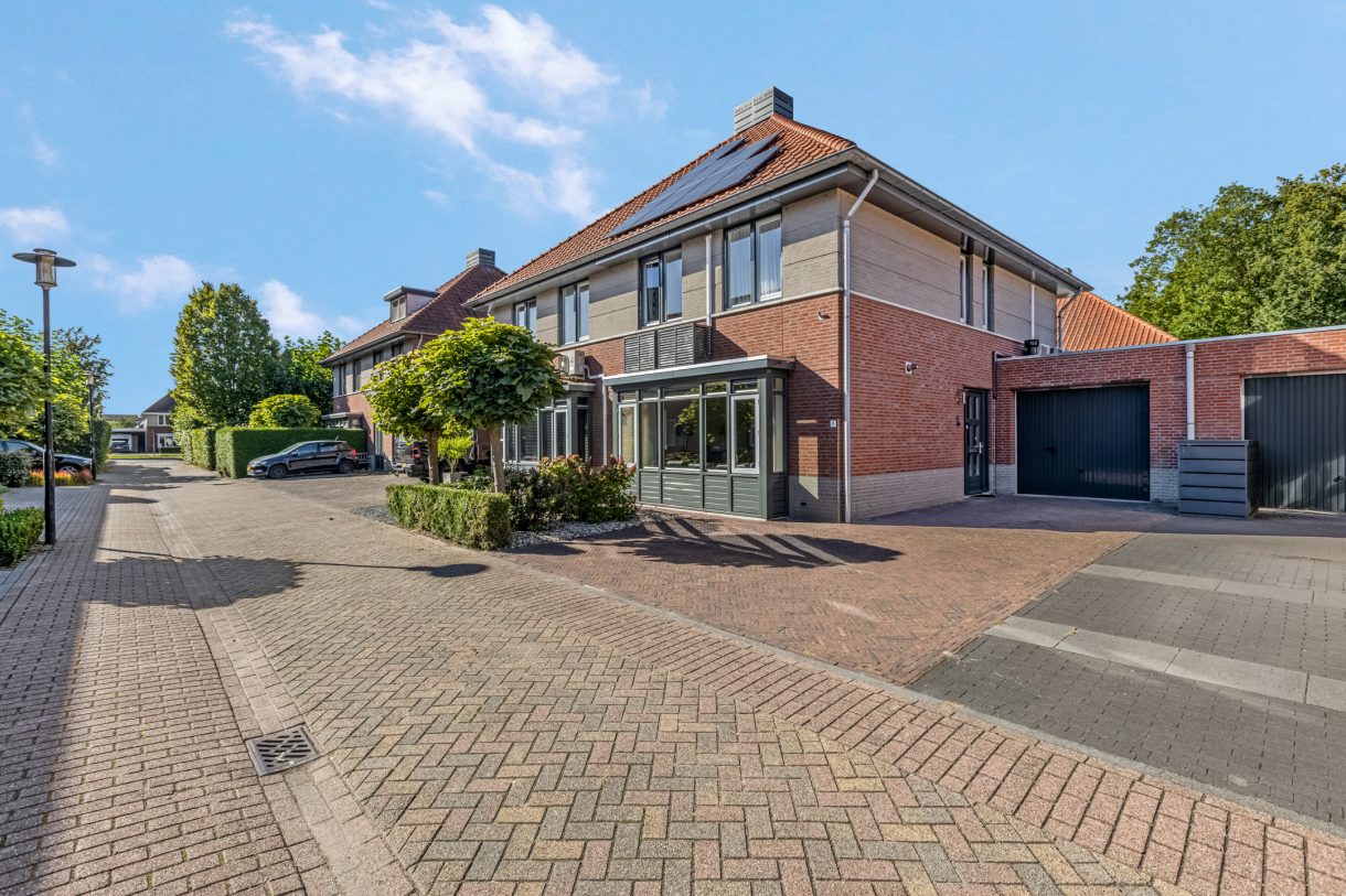 Te koop: Foto Woonhuis aan de Alladinstraat 8 in Druten