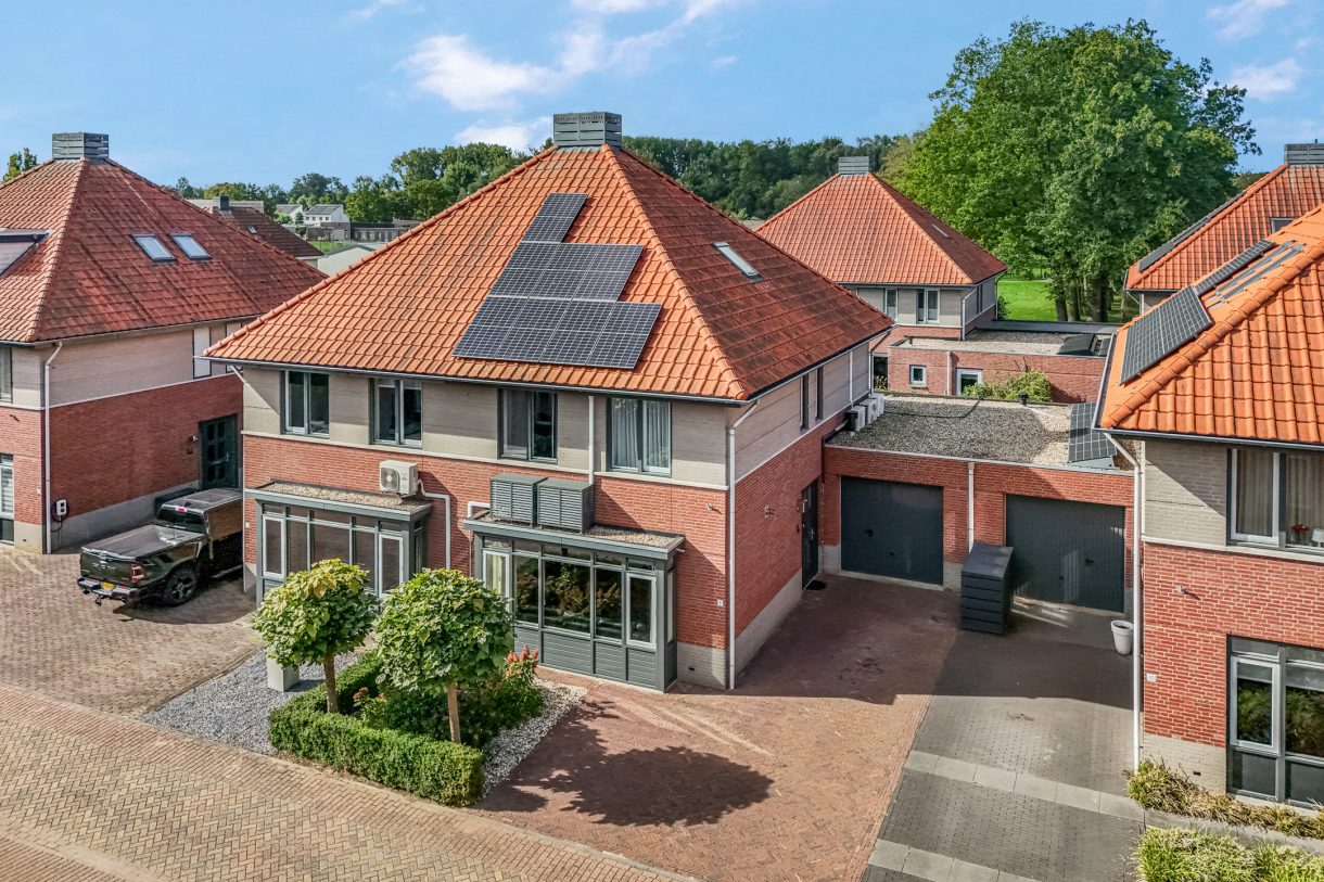 Te koop: Foto Woonhuis aan de Alladinstraat 8 in Druten