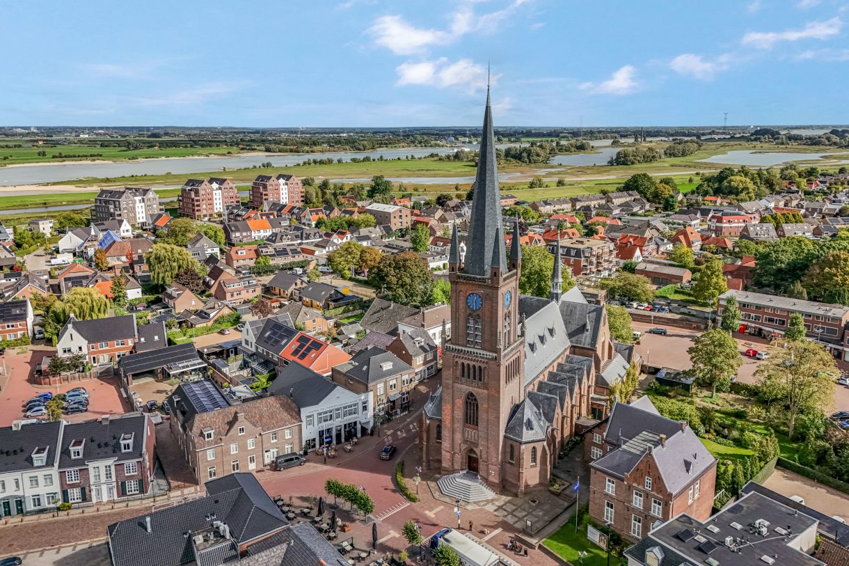 Te koop: Foto Woonhuis aan de Alladinstraat 8 in Druten