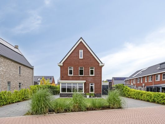 Hoofdfoto van Winssen Karmijn 56